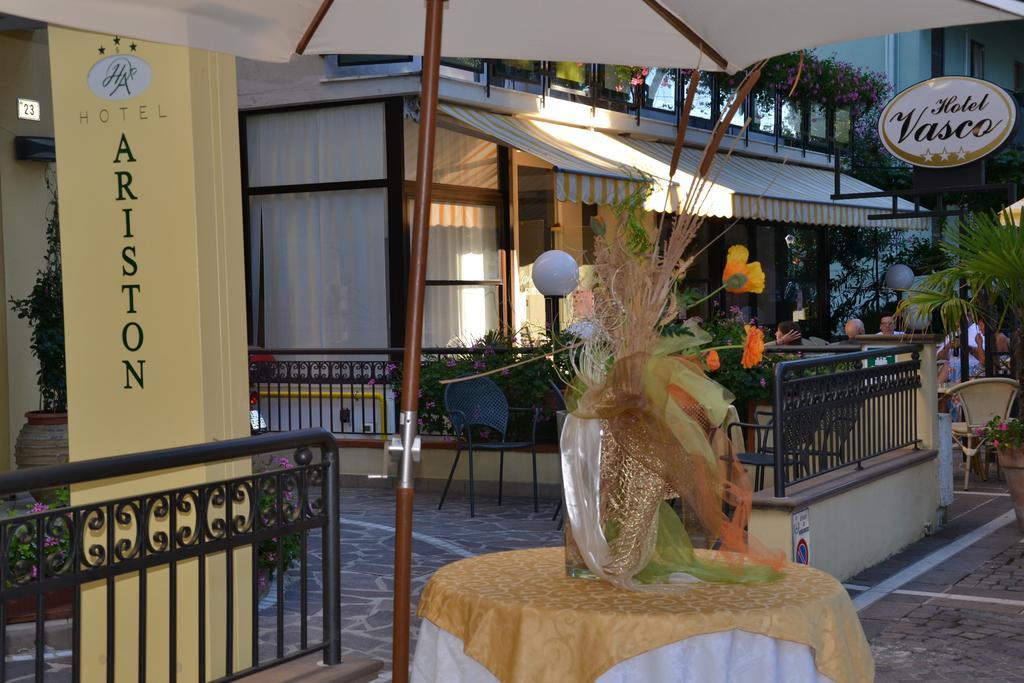 Hotel Ariston Misano Adriatico Exterior foto